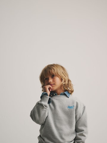 Superdry Set in Grey