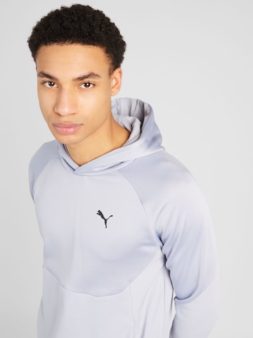 PUMA - Sweatshirt em cinzento