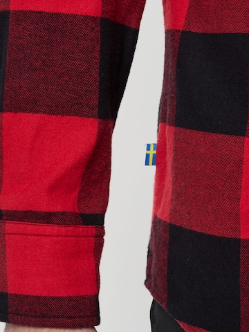 SWEDEMOUNT Regular fit Traditional button up shirt 'Nordkap' in Red