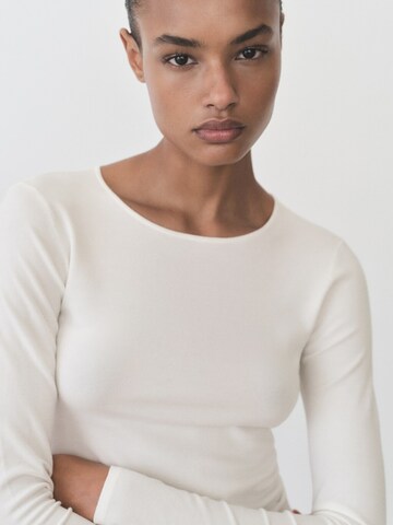 Pull-over 'RIRA' MANGO en beige