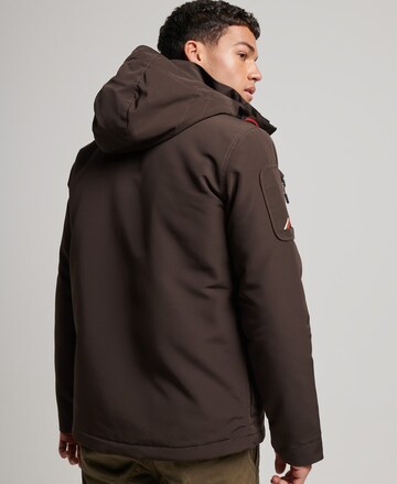 Superdry Funktionsjacke in Braun