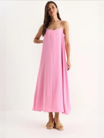 Bianco Lucci - Vestido de verão em rosa