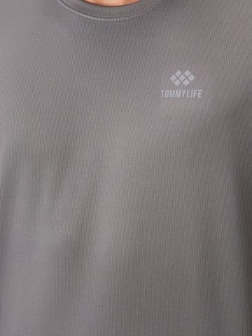 Tommy Life - Camisa funcionais em cinzento