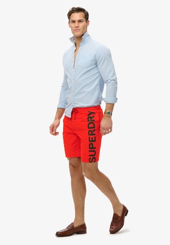 Boardshorts Superdry en rouge
