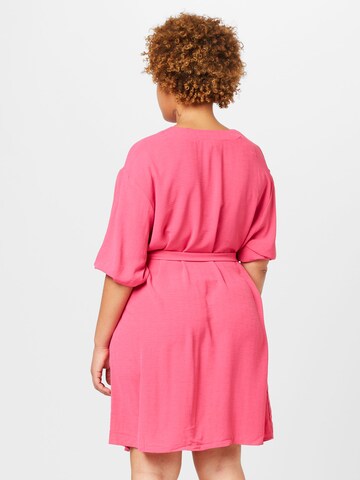 Vero Moda Curve Dress 'Unye' in Pink