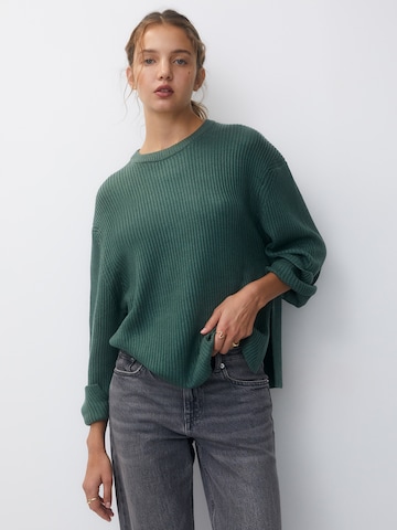 Pullover di Pull&Bear in verde: frontale