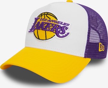 NEW ERA Pet 'Los Angeles Lakers' in Geel: voorkant
