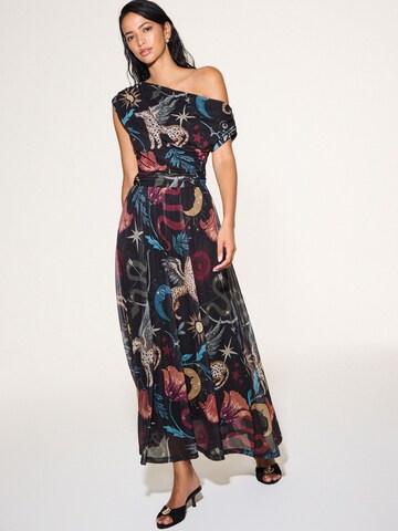 Next - Vestido en negro: frente