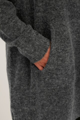 PULZ Jeans - Vestido de punto 'ASTRID' en gris