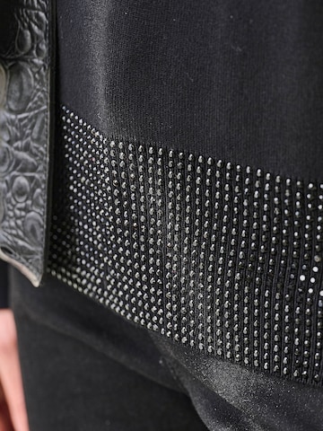 juoda heine Megztinis