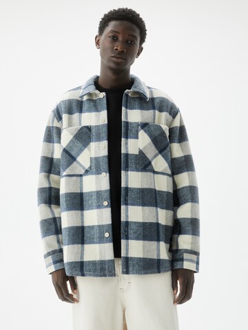 Pull&Bear Comfort fit Between-Season Jacket in Blue: front