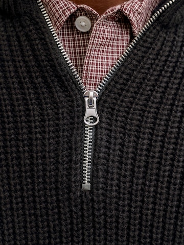 JACK & JONES Sweater in Black