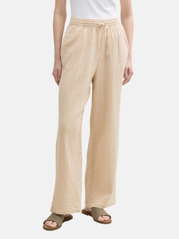 TOM TAILOR DENIM Wide leg Trousers in Beige: front