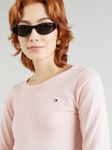 TOMMY HILFIGER Koszulka '1985' w kolorze różowy