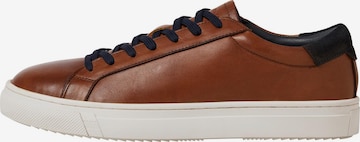 JACK & JONES Sneakers laag 'RADCLIFFE' in Bruin: voorkant