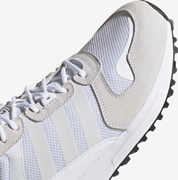 ADIDAS ORIGINALS Platform trainers 'ZX 700 HD' in White