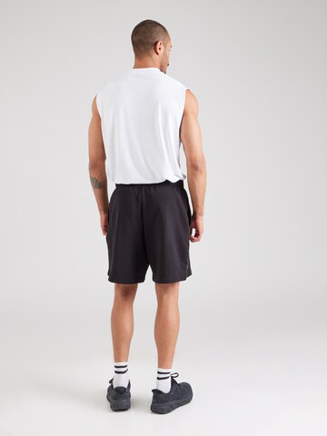 Regular Pantalon 'Club' On en noir