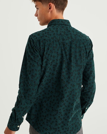 WE Fashion Regular fit Button Up Shirt in Green