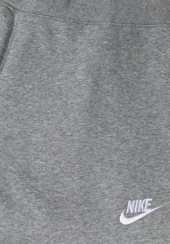 Nike Sportswear Tapered Pants in Grey