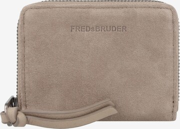 FREDsBRUDER Wallet 'Jo' in Brown: front