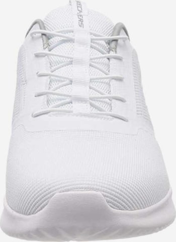 SKECHERS - Sapatilhas baixas 'Bounder' em branco