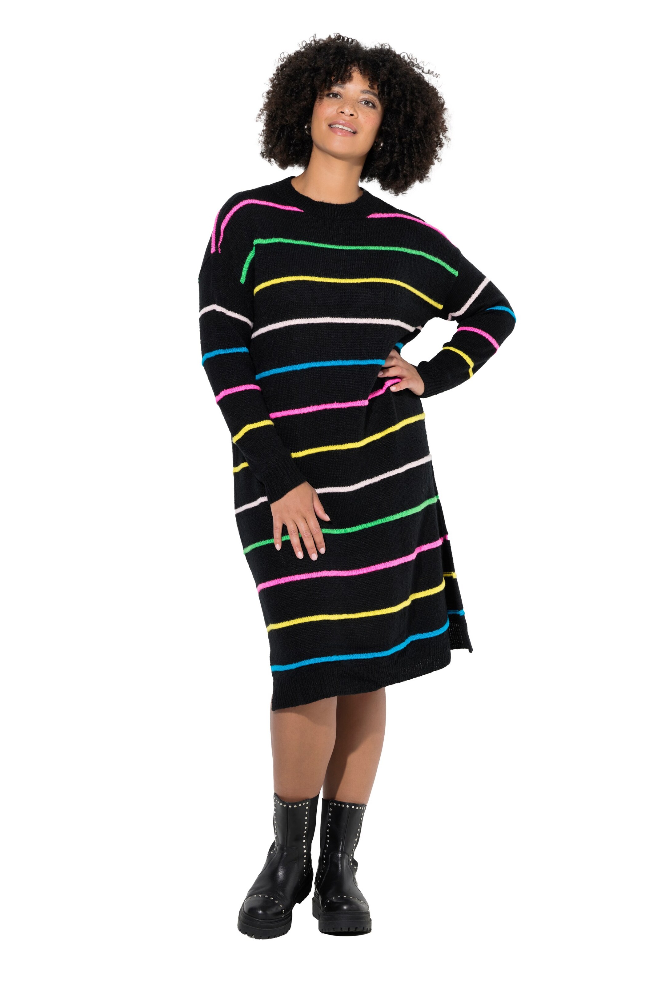 Angel of Style Knit dress in Black: front