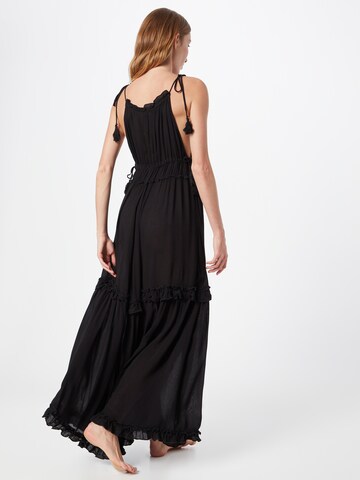 Rochie de plaja de la Nasty Gal pe negru