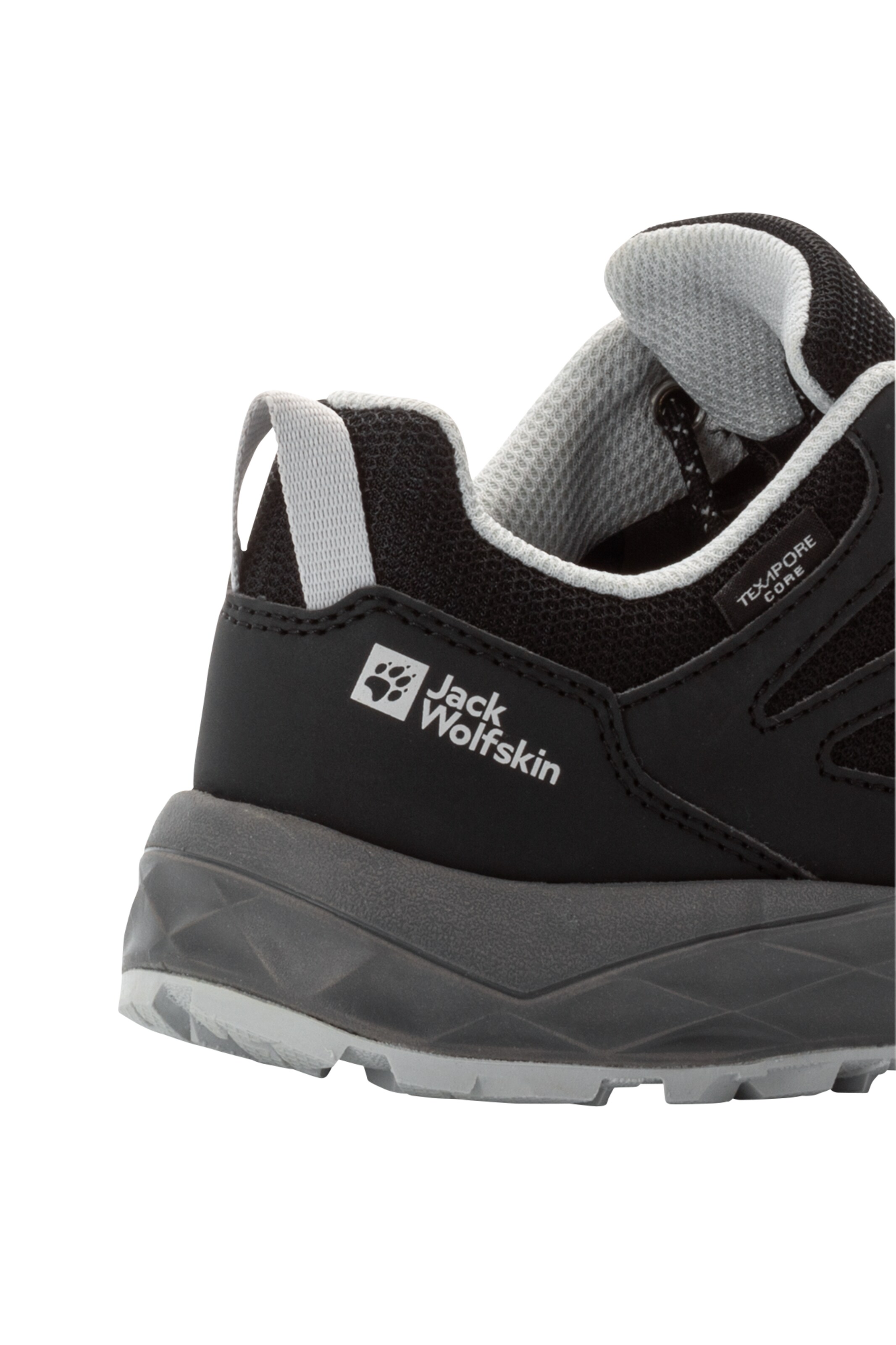 JACK WOLFSKIN Flats in Black