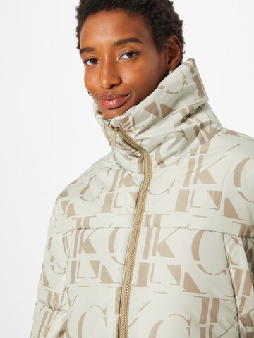 Calvin Klein Jeans - Chaqueta de entretiempo en beige