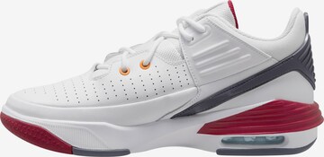 Jordan Athletic Shoes 'Max Aura 5' in White: front