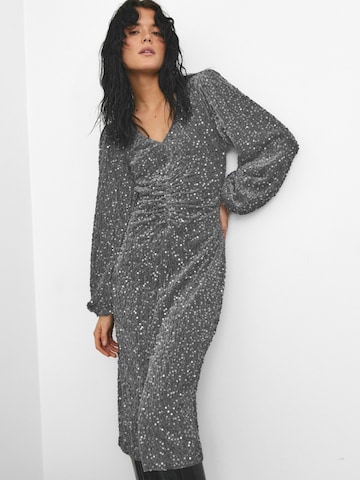 Abito ' Teagan ' di Noella in grigio: frontale