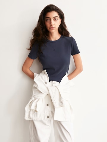 ARMEDANGELSMajica - plava boja: prednji dio