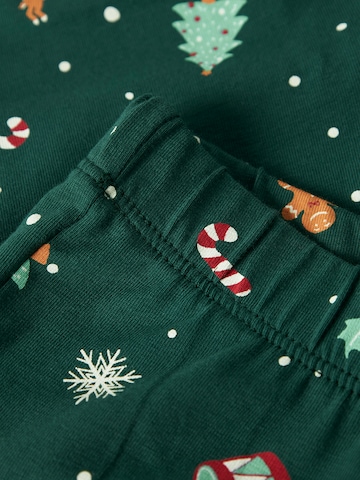 NAME IT - Pijama 'NMNVISMAS' em verde