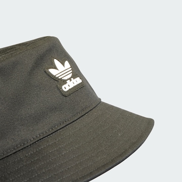 ADIDAS ORIGINALS Hat 'Adicolor Classic' in Green