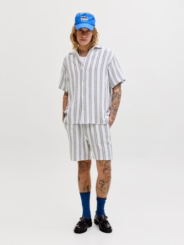 Loosefit Pantalon JACK & JONES en blanc