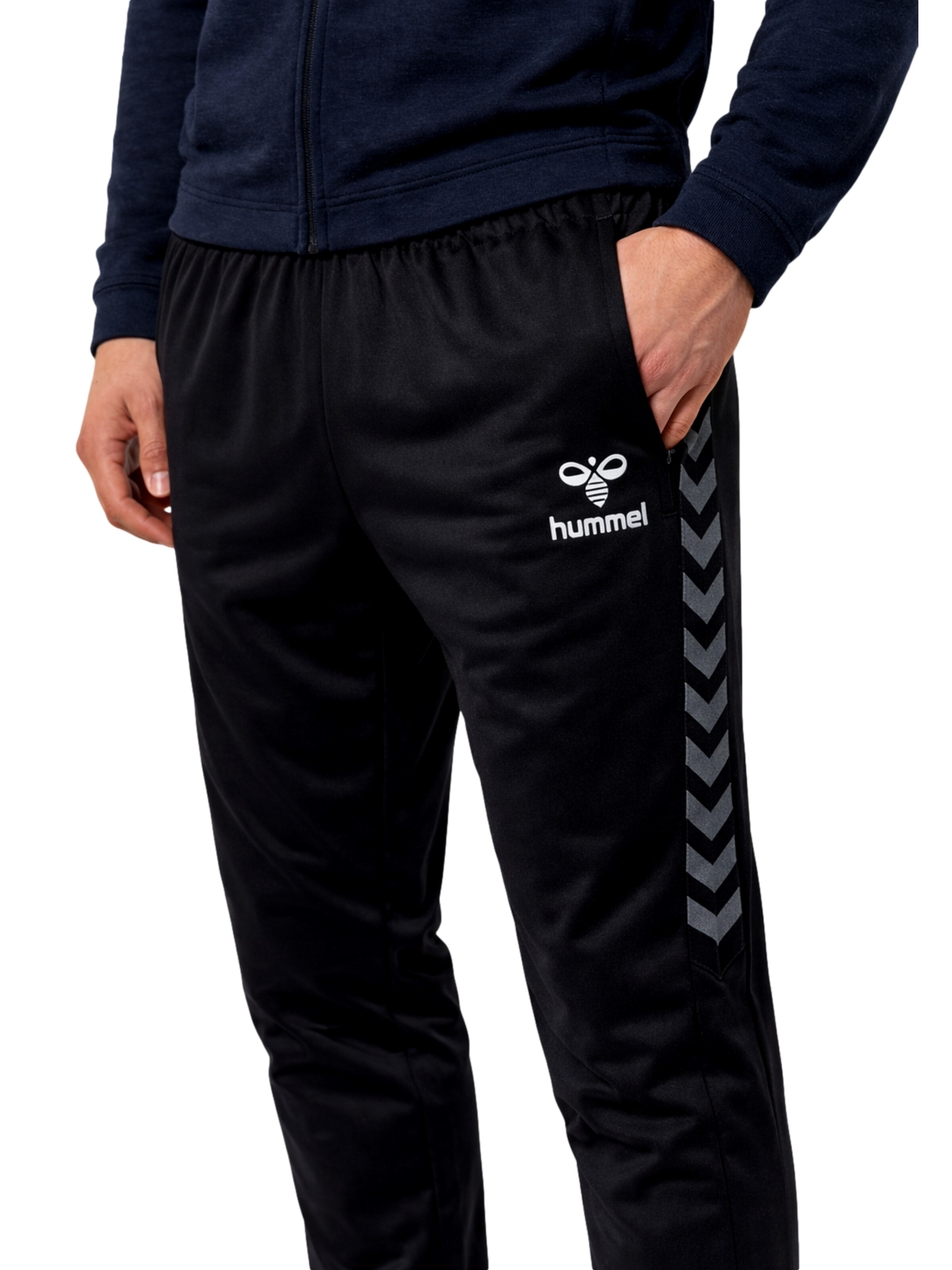 Hummel Конический (Tapered) Спортивные штаны 'Authentic' в Черный