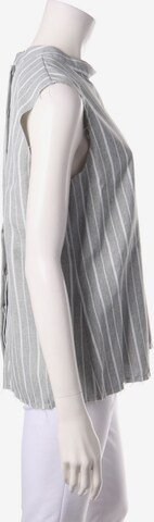 Weili Zheng Top & Shirt in M in Grey