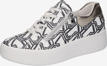 WALDLÄUFER Sneakers in White: front