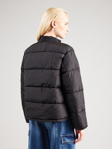 Veste d’hiver 'Carina' ABOUT YOU en noir