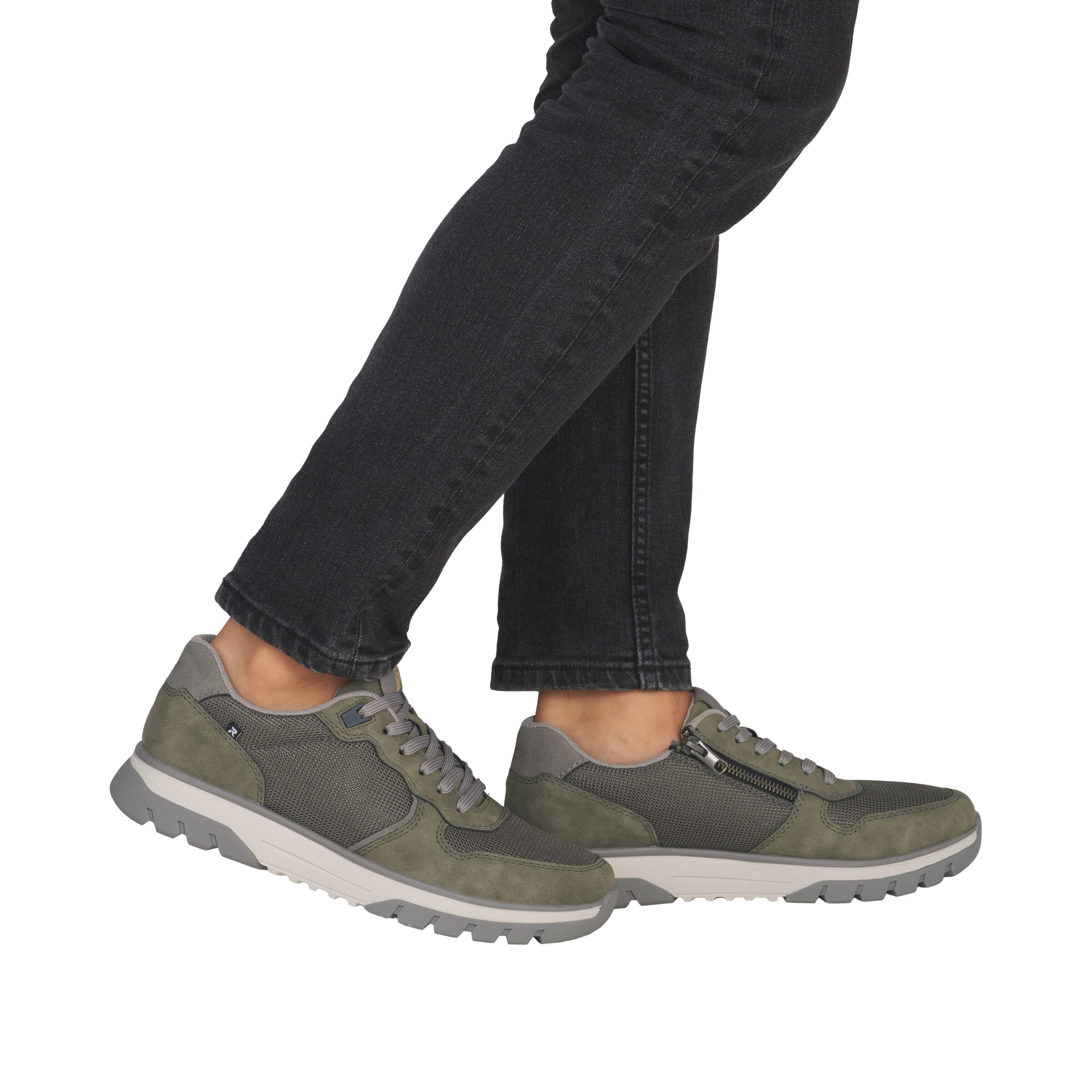 Baskets basses 'B9302' Rieker en vert