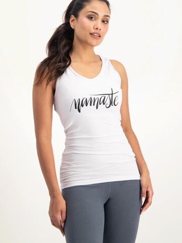 Urban Goddess Yoga & Activewear Sporttop 'Namaste Core Yoga & Pilates' in Weiß: Vorderseite