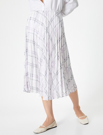 Koton Skirt in White: front