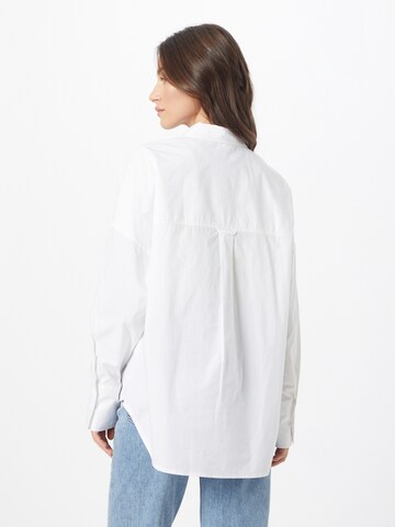 UNITED COLORS OF BENETTON Bluzka w kolorze biały