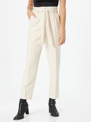 NEW LOOK Regular Pleat-front trousers 'MILLY' in Beige: front