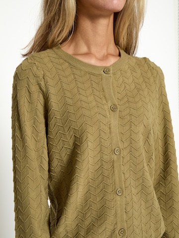 Cardigan 'Rosy' Peppercorn en vert