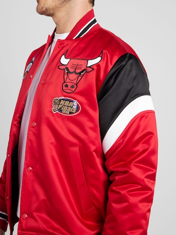 Mitchell & Ness - Chaqueta de entretiempo 'NBA' en rojo