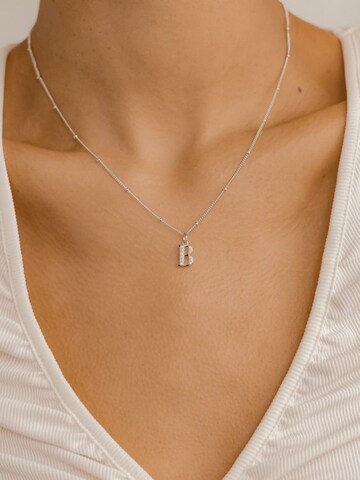 Chaîne 'Letter B' Hey Happiness en argent