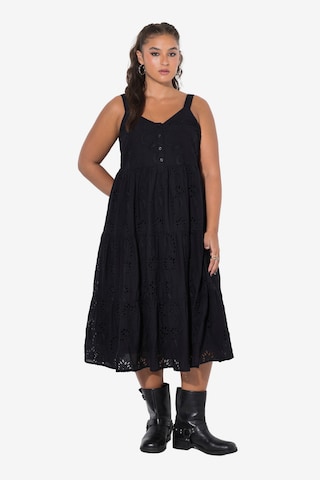 Studio Untold Dress in Black: front