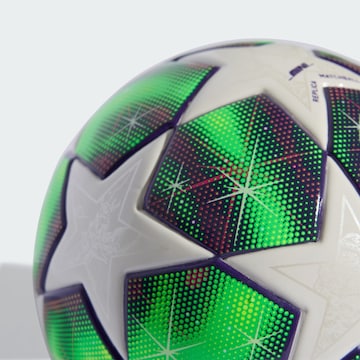 Balle 'UWCL 25/26 League Stage' ADIDAS PERFORMANCE en blanc