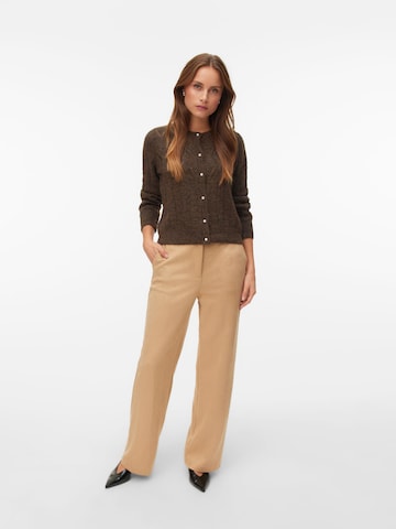 VERO MODA Strickjacke 'SAIA' in Braun